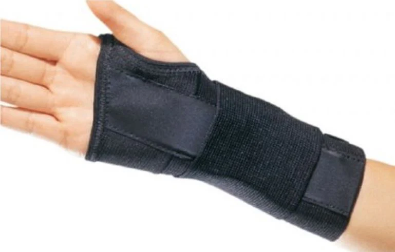 PROCARE CTS Contoured Wrist Support, Aluminum Stay Cotton / Elastic, Right Hand, Black, Medium, 1 Each